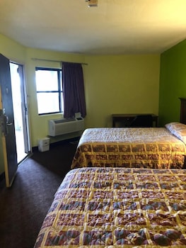 Standard Room, 2 Double Beds, Non Smoking