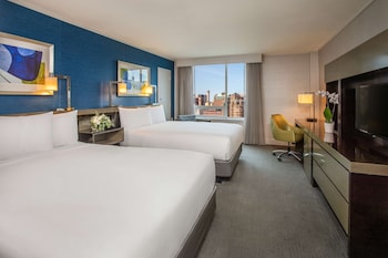 Room, 2 Queen Beds, City View