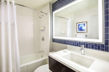 Room, 2 Queen Beds, City View