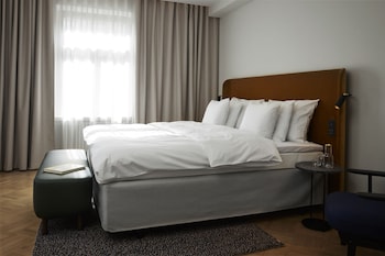Art Deco Suite