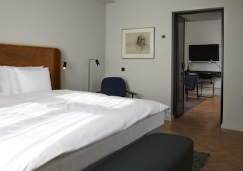 Art Deco Suite