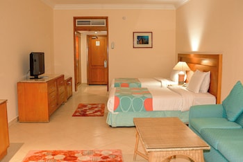 Superior Twin Room with Garden And Pool View