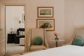 Junior Suite, 1 Bedroom, Courtyard View