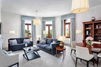 Deluxe Suite, 1 Bedroom (View)