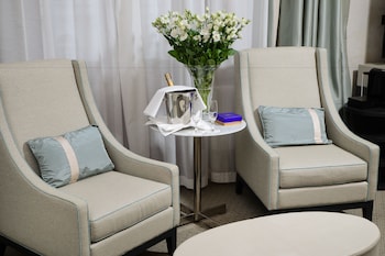 Suite, 2 Bedrooms, City View (Glorietta)