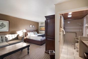 Signature Room, 1 King Bed, Accessible