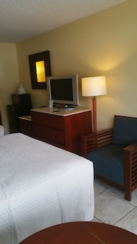 Room, 2 Queen Beds, Non Smoking