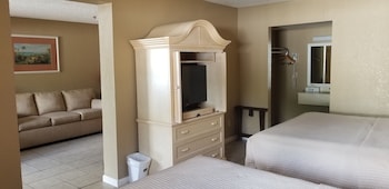 Studio Suite, Multiple Beds, Non Smoking