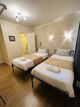Twin Room, Ensuite