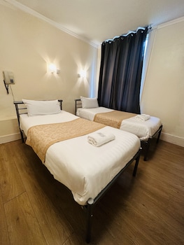Twin Room, Ensuite