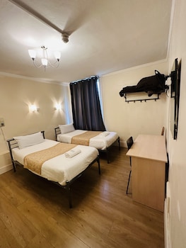 Twin Room, Ensuite