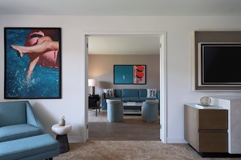 Executive Suite, 1 Bedroom, Resort View