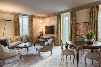 Carlton Suite, Lake View (95 m²)