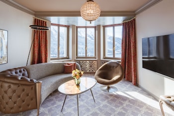 Deluxe Suite, Lake View (70 m²)