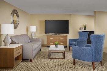 Junior Suite, 1 King Bed, Non Smoking
