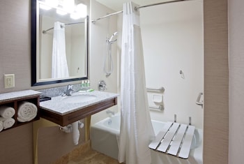 Standard Room, 1 King Bed, Accessible, Refrigerator & Microwave