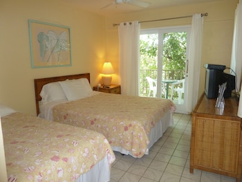 Superior Room, 1 Queen Bed, Private Bathroom, Harbor View