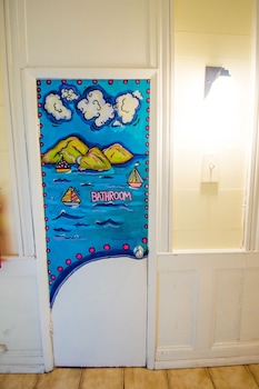 Economy Room, Shared Bathroom