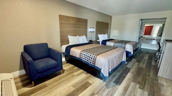 Standard Room, 2 Queen Beds, Non Smoking