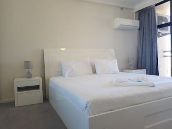 1 Bedroom Ocean View Room