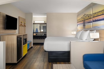 Room, 1 King Bed, Non Smoking