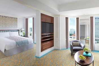 Junior Suite, 1 King Bed