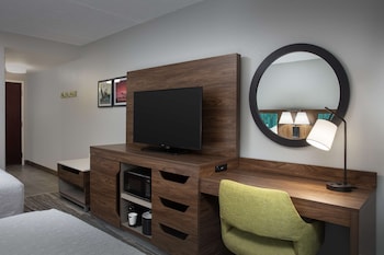 Room, 2 Queen Beds, Accessible, Non Smoking