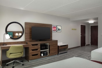 Room, 2 Queen Beds, Accessible, Non Smoking