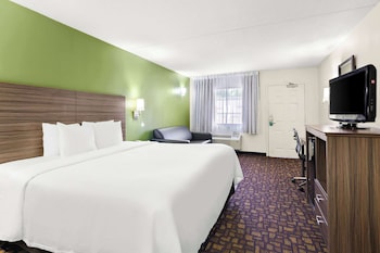 Standard Room, 1 King Bed, Non Smoking