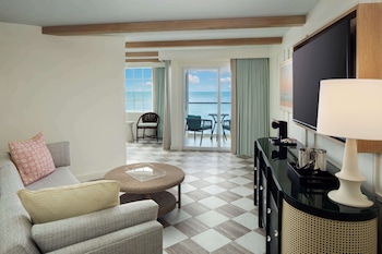 Studio Suite, 1 King Bed, Ocean View