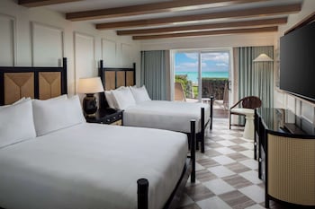 Room, 2 Queen Beds, Pool View Walkout Lanai