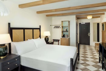 Room, 1 King Bed, Balcony, Ocean View