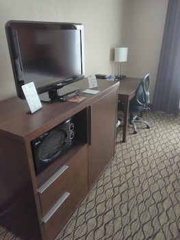 Room, 2 Double Beds, Accessible, Non Smoking (Mobility Accessible)