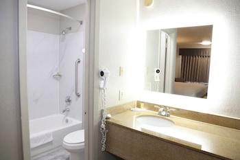 Standard Room, 2 Queen Beds, Smoking