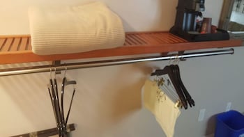 Deluxe Room, 1 King Bed, Roll-in Shower