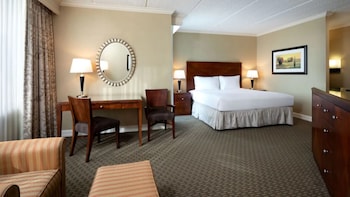Deluxe Room, 1 King Bed