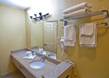 Room, 2 Queen Beds, Non Smoking