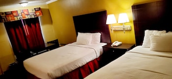Room, 2 Queen Beds, Smoking