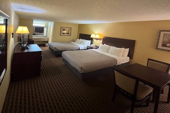 Standard Room, 2 Queen Beds, Non Smoking