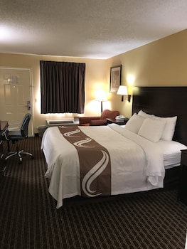 Standard Room, 1 King Bed, Non Smoking