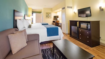 Suite, 2 Double Beds, Accessible, Bathtub (with Sofabed)
