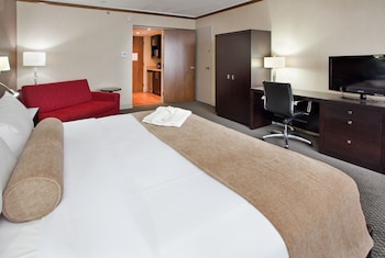 Junior Suite, 1 King Bed, Non Smoking