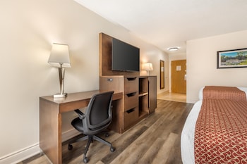 Standard Room, 2 Double Beds, Non Smoking