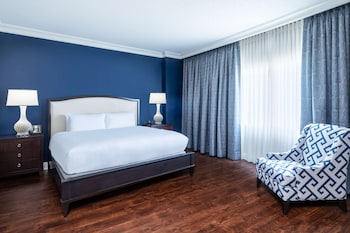 Presidential Suite, 2 Bedrooms (Expansive, Additional Amenities)