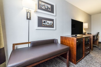 Standard Room, 2 Queen Beds, Non Smoking