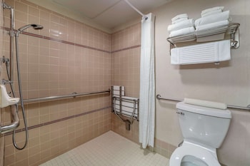Room, 2 Queen Beds, Accessible, Non Smoking