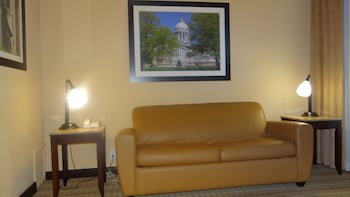 Room, 1 King Bed, Accessible, Non Smoking (Mobility, Bathtub w/Grab Bars)