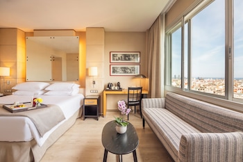 Superior Room, City View