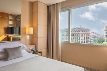 Superior Room, City View