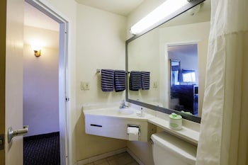 Suite, 1 King Bed